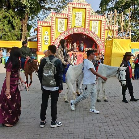 Azalea Holidays On Mall Darjeeling  Exterior photo