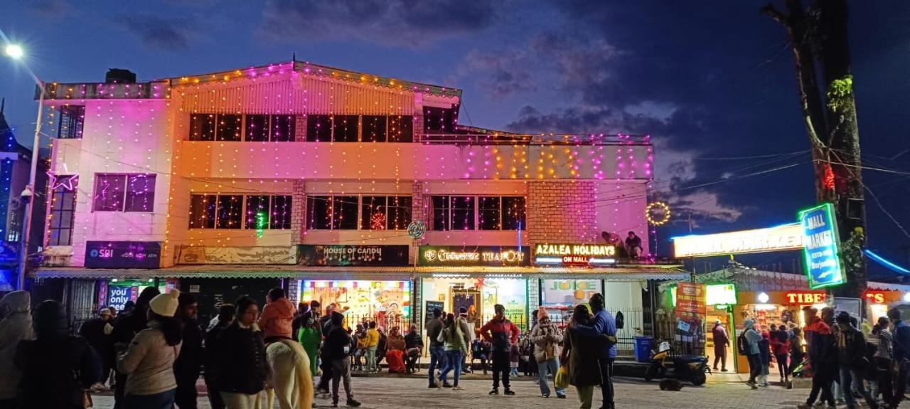 Azalea Holidays On Mall Darjeeling  Exterior photo